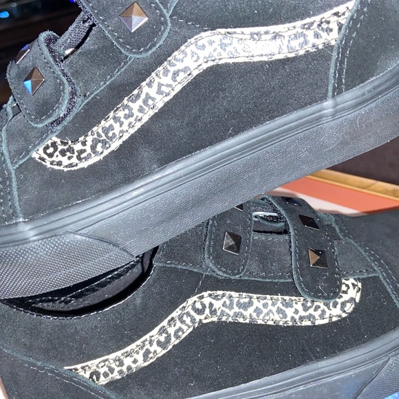 NWOT Sz-3 Youth Vans-Black Suede w/πPrint & Small Studs-4 Grade School Age Kidsπ - Picture 14 of 16